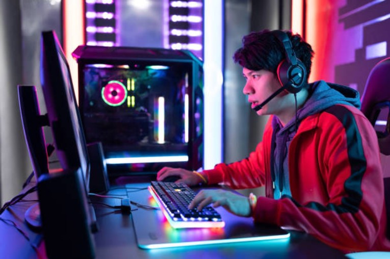 How to Play Online Games With Smarter Strategies